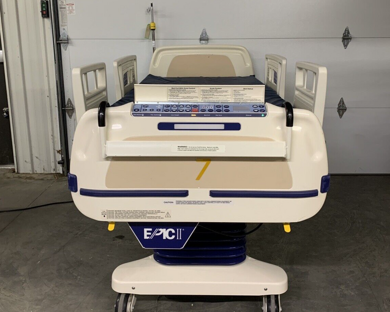 Stryker Epic Bed 2030 Critical Care Hospital Bed Comfort Gel Semi Bad Hydraulic