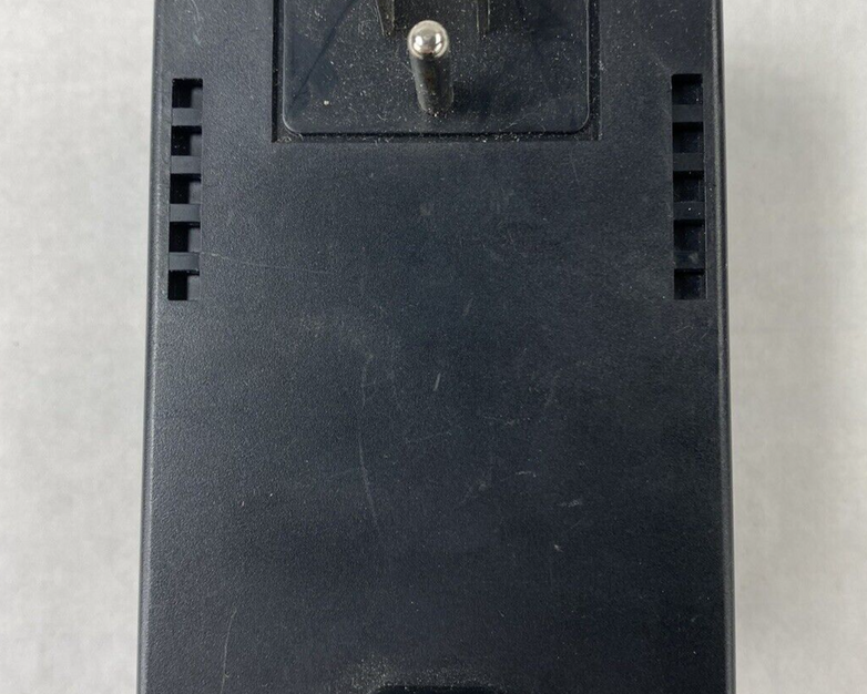 Elpac Power Systems WM144-1950 12vDC 1.2A Power Supply