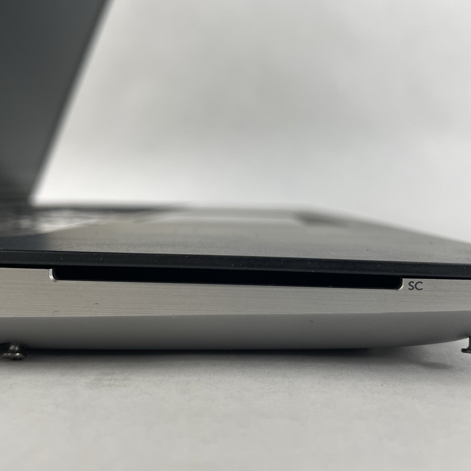 Dell Precision 7750 17.3" i7-10750H 2.60 GHz 16 GB RAM No SSD/OS/AC/Batt - READ6