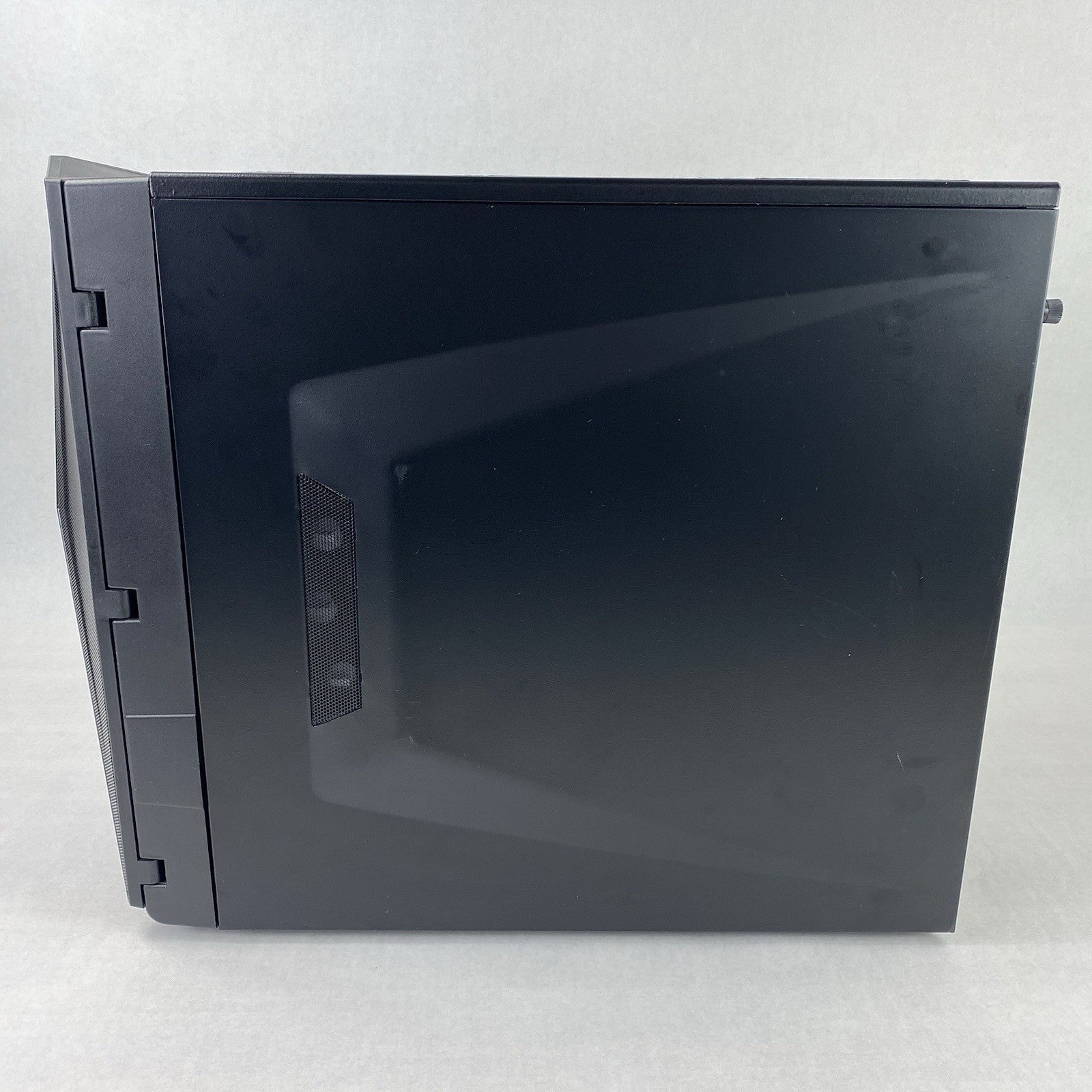 NZXT Hades Mid ATX Computer Tower with 550W Power Supply
