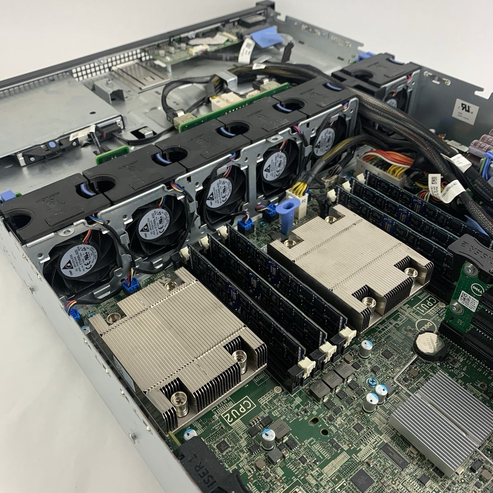 Dell PowerEdge R520 2U Server 2x Xeon E5-2440 2.4 GHz 96 GB RAM No OS No HDD10