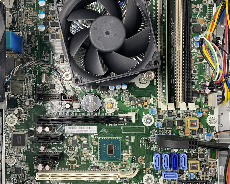 HP EliteDesk 800 G2 MT Intel Core i7-6700 3.4GHz 8GB RAM No HDD No OS