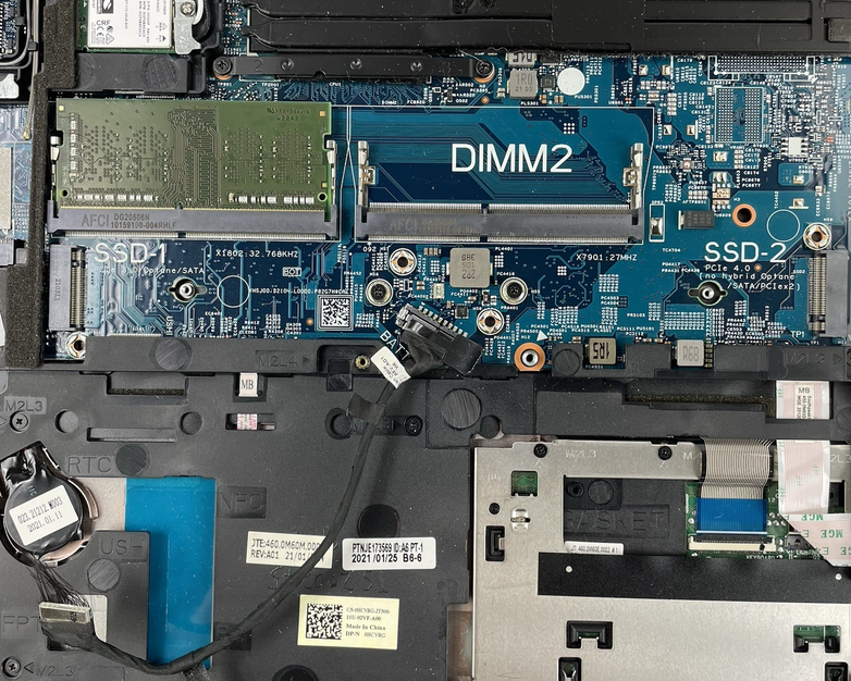 Dell Latitude 5520 15.6" i5-1135G7 2.40 GHz 8 GB RAM No SSD/OS/AC/Batt