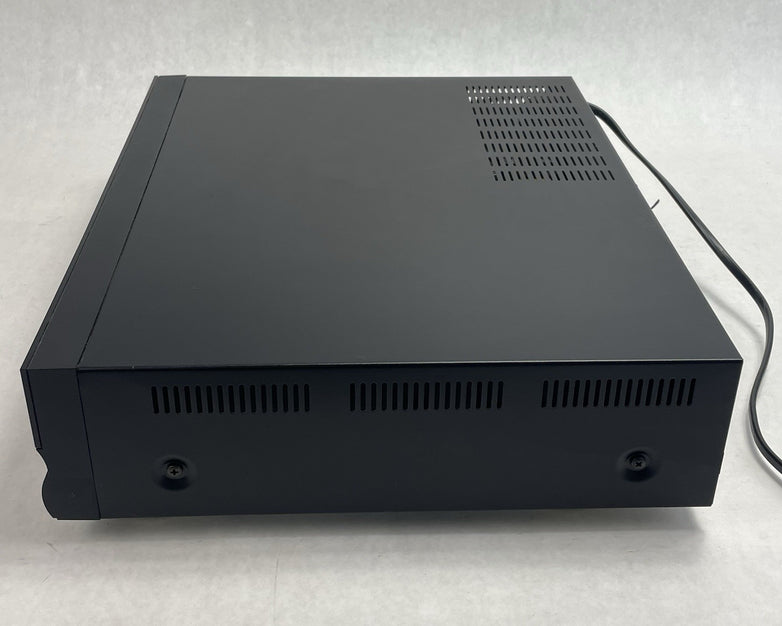 Harmon Kardon CDR 20 Dual CD Recoder For Parts or Repair
