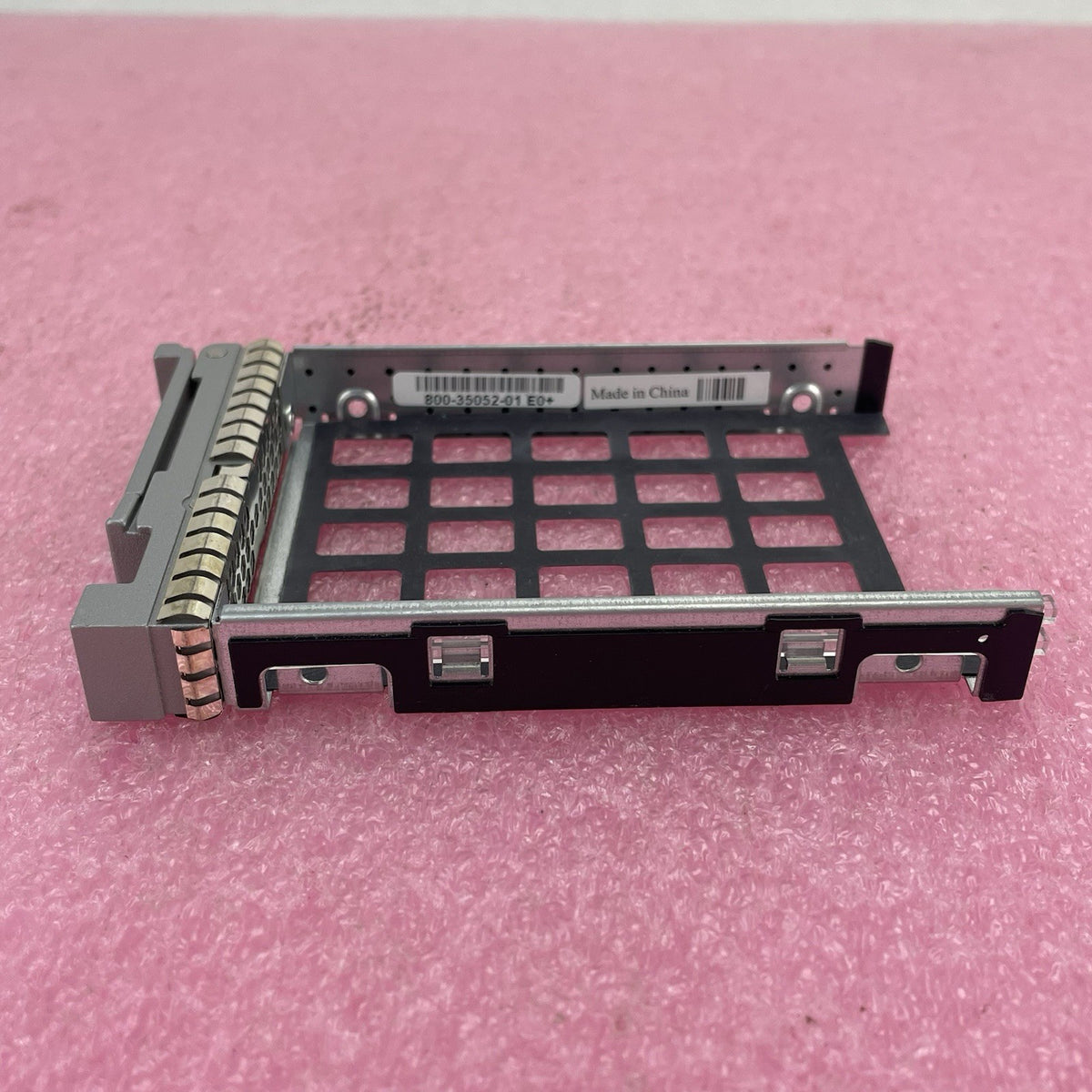 Cisco 800-35052-01 UCS 2.5" HDD Tray Caddy Lot of 104
