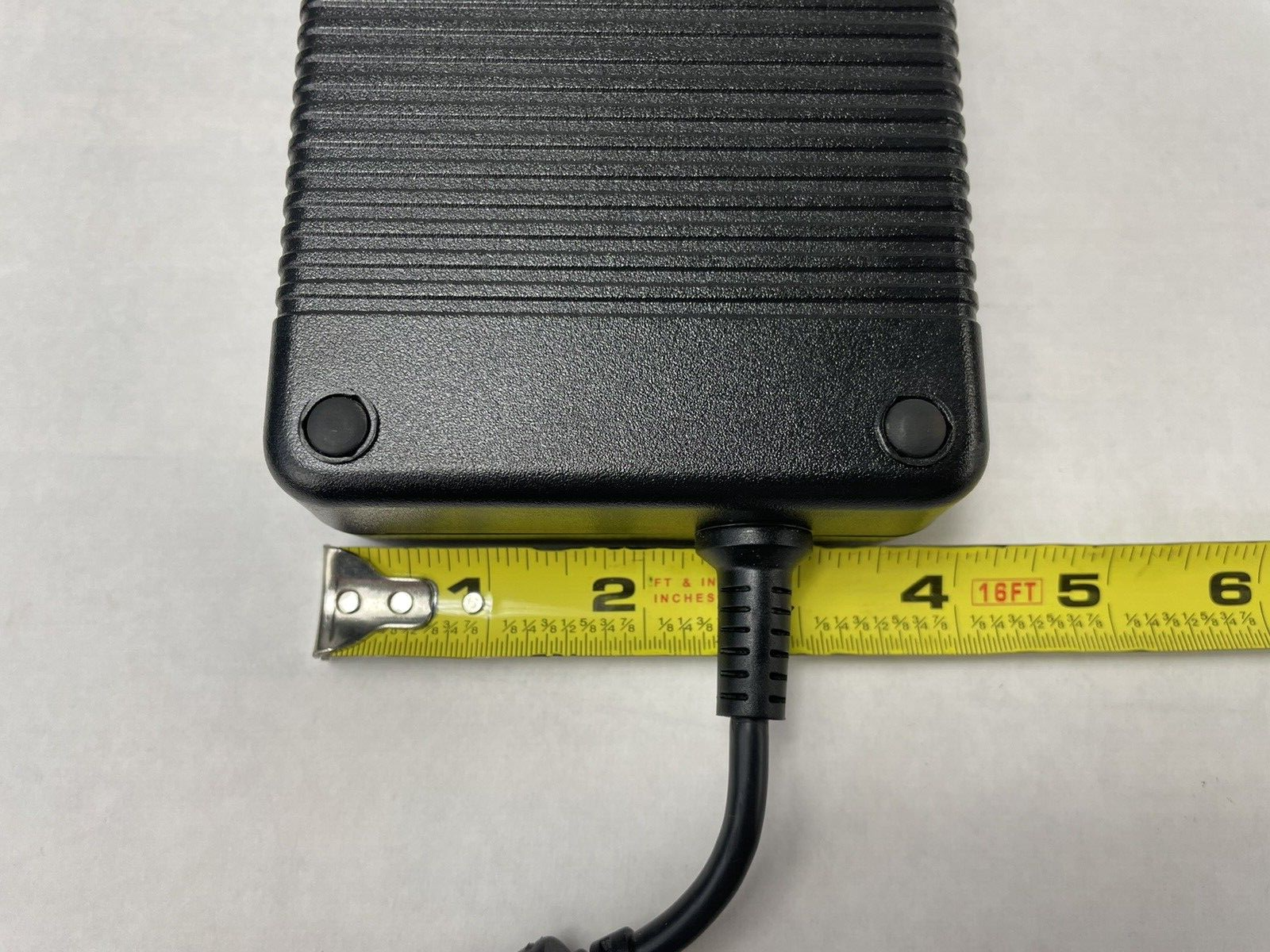 Dell D846D/0D846D AC Adapter PA-7E Family DA210PE1-00 with Power Cable