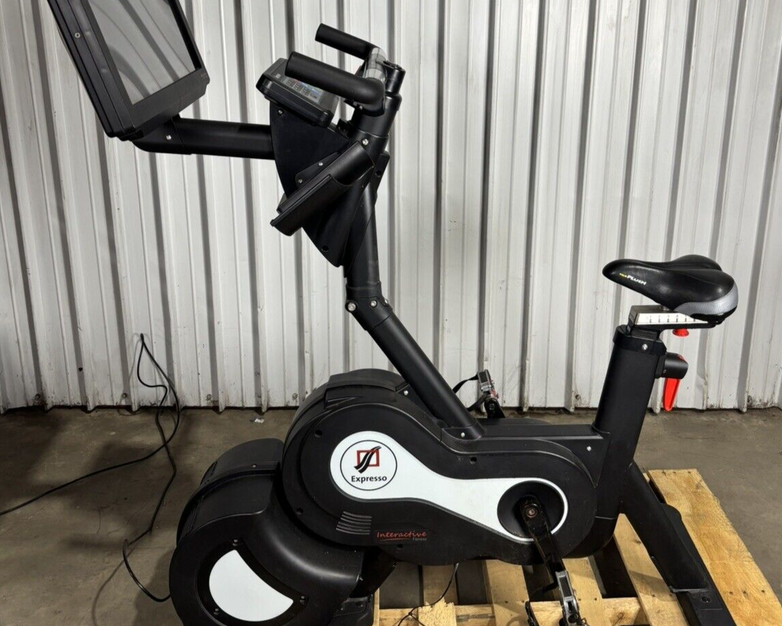 Expresso HD Interactive Upright Bike Tested Works Screen Freezes