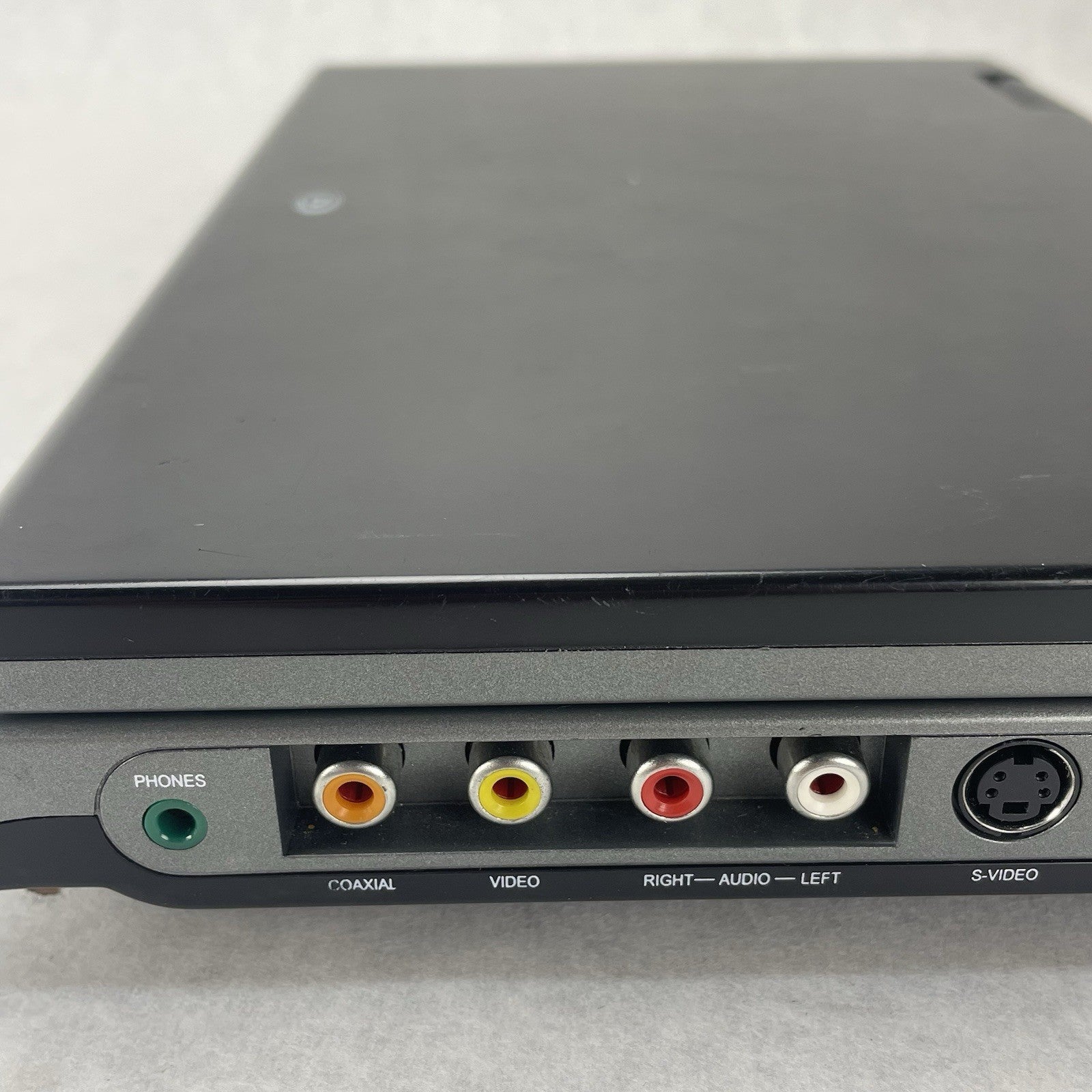 Durabrand PDV-709 Portable DVD Player 9 Inch Screen Gray Black Untested10
