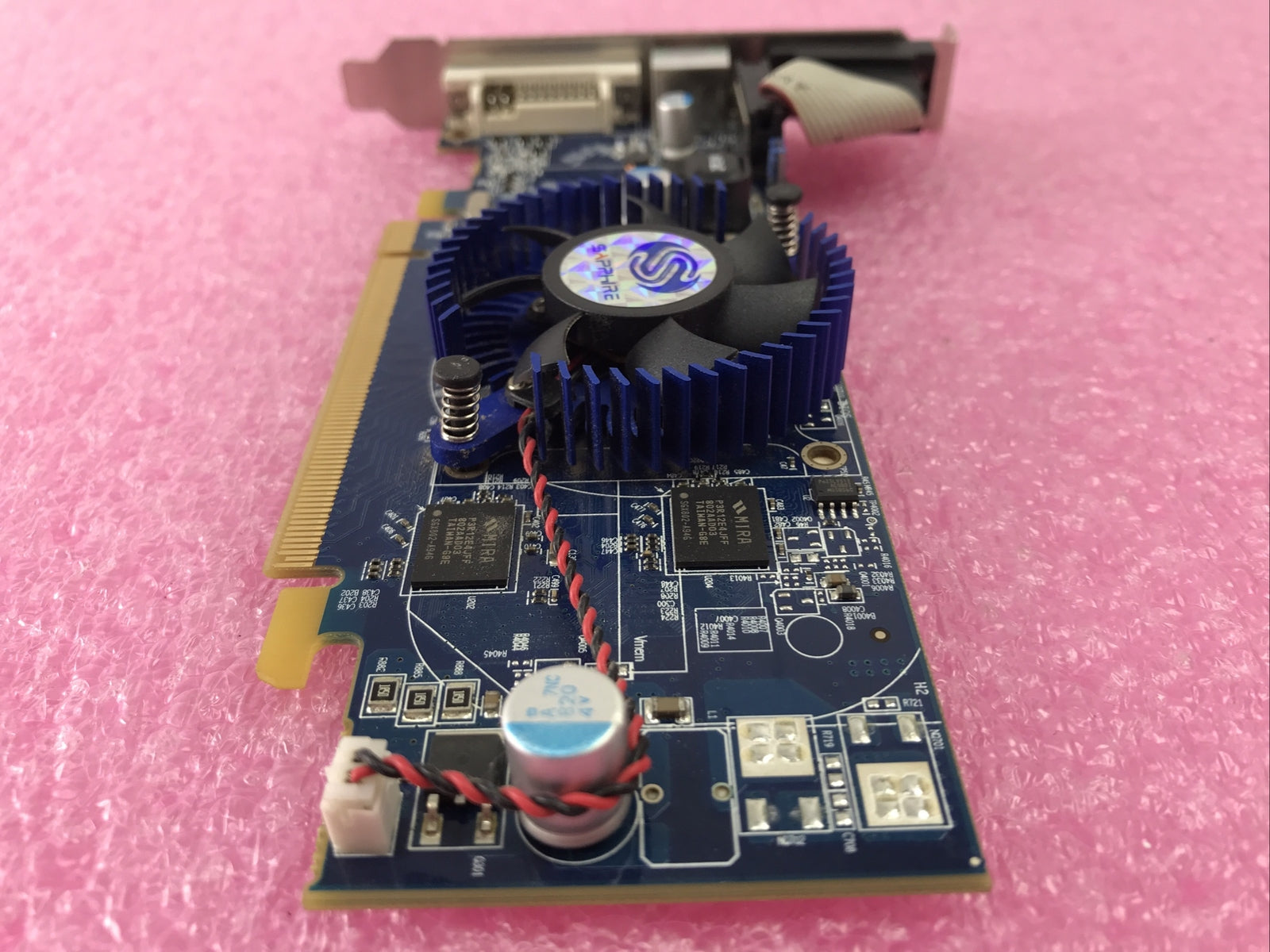 Sapphire ATI Radeon Graphics Card 188-02E40-5SA
