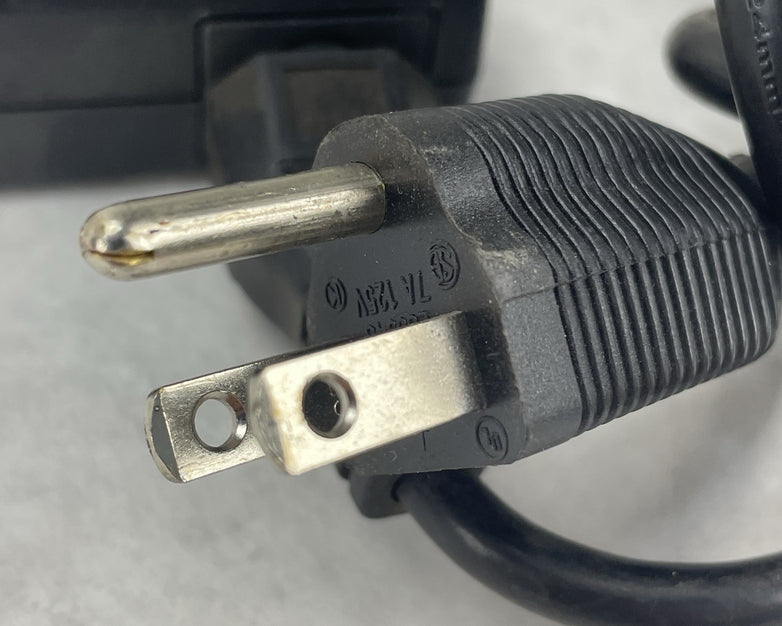 Delta 180W ADP-180WB B For ELO 24V 7.5A 180W Tip 6.5mm pin series AIO Monitor