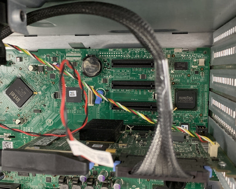 Dell PowerEdge T410 Server  2x Xeon E5503 2 GHz 16 GB Ram No OS No HDD