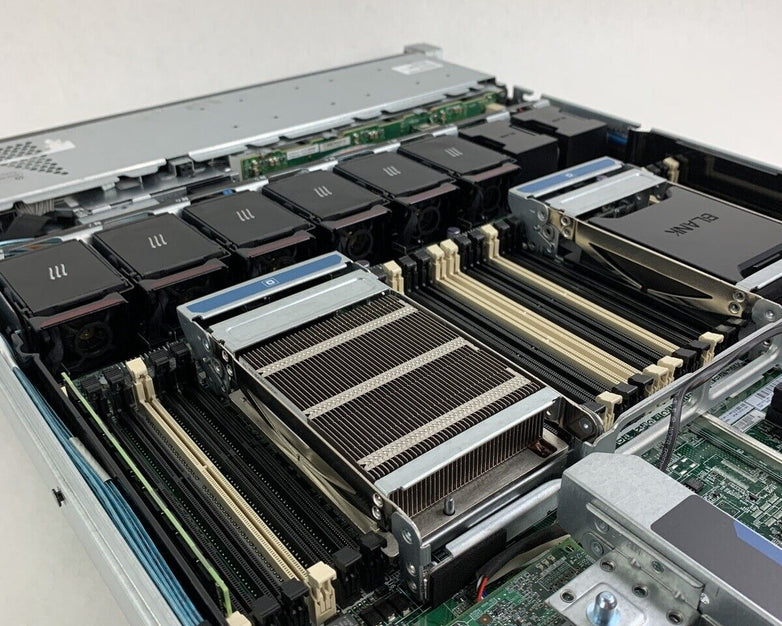 HP ProLiant DL360p Gen8 Xeon E5-2609 V2 2.5 GHz 8 GB RAM No OS No HDD P440ar