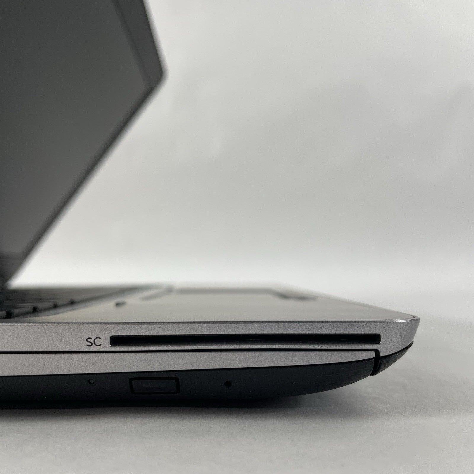 HP ProBook 650 G2 15.6" i5-6200U 2.30 GHz 8 GB RAM No SSD/OS/AC/Battery4