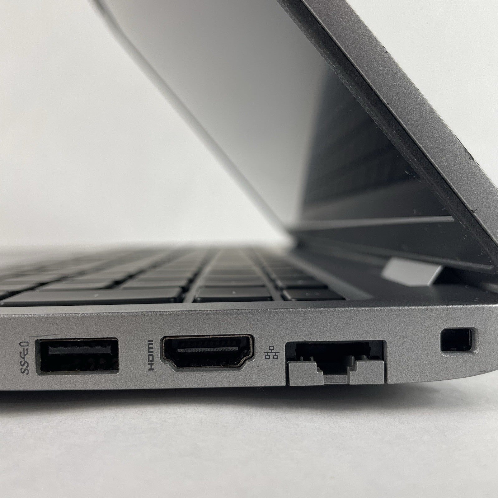 Dell Latitude 5520 15.6" i5-1145G7 2.60 GHz 16 GB RAM No SSD/OS/AC/Batt - READ8