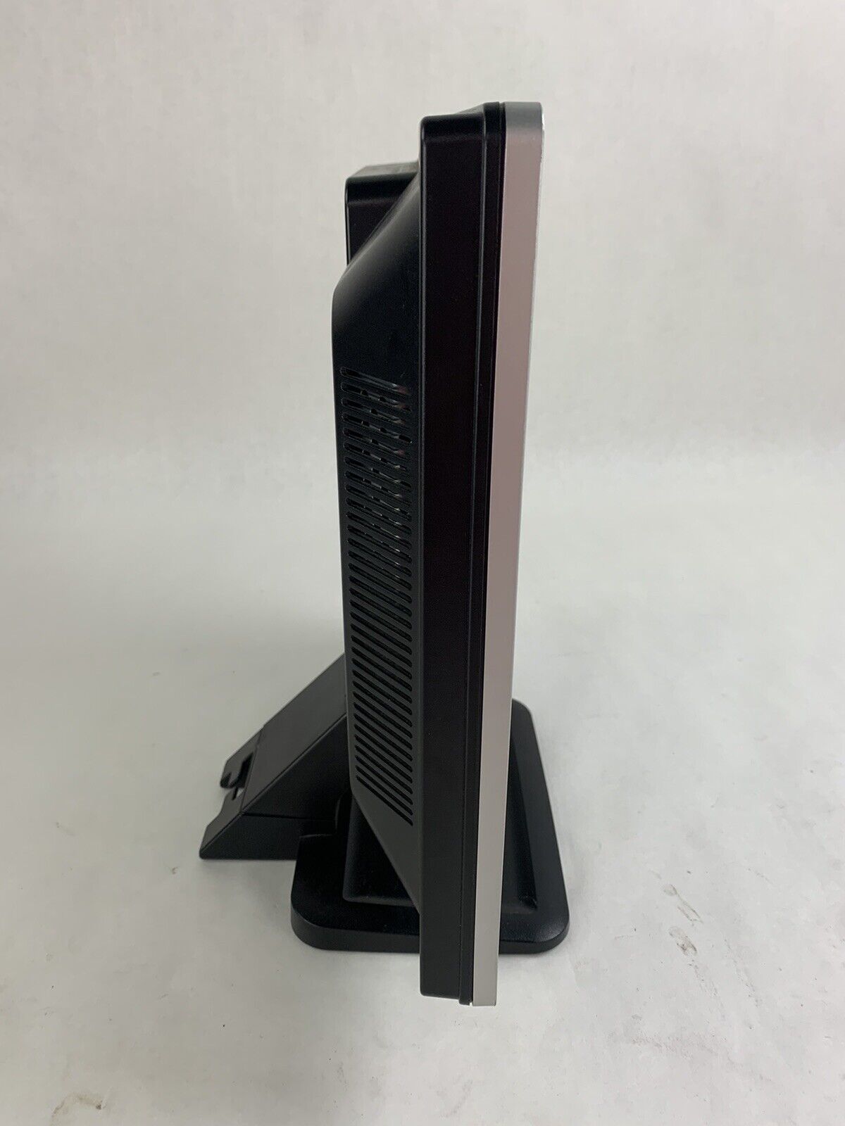 HP LE1711 LCD Monitor, 17" Screen, VGA Used