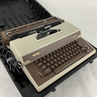 Vintage Royal Business Machines Academy Typewriter in Case Tested