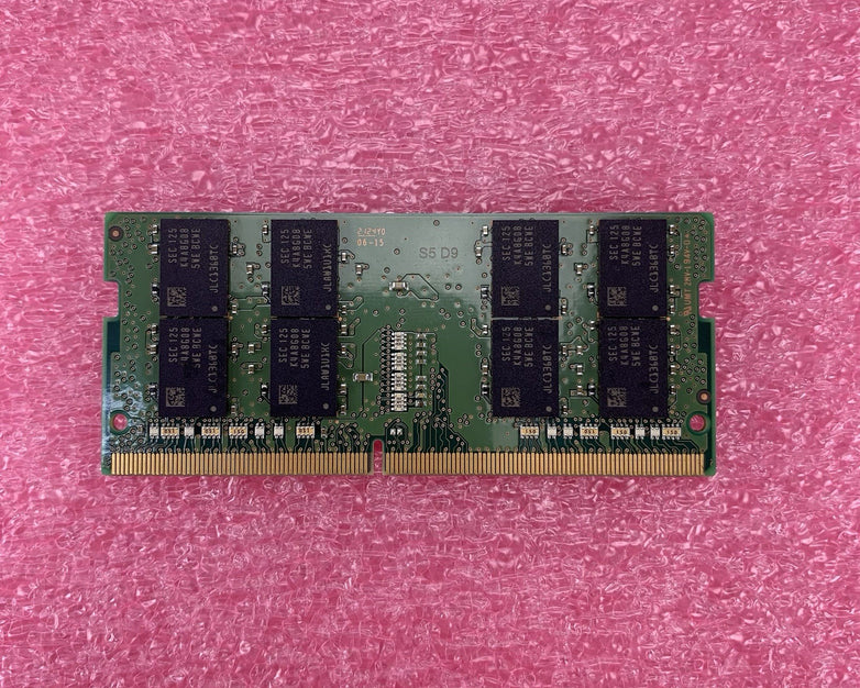 Samsung M471A2K43EB1-CWE PC4-3200AA-SE1-11 16GB 2Rx8 Desktop Memory RAM