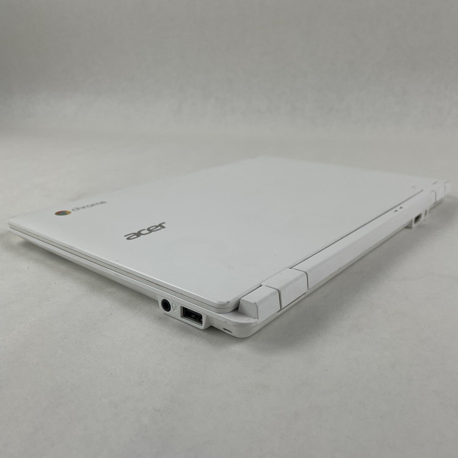 Acer CBS-111 11.6" Celeron N2840 2.16 GHz 2 GB RAM 16 GB HDD No AC14