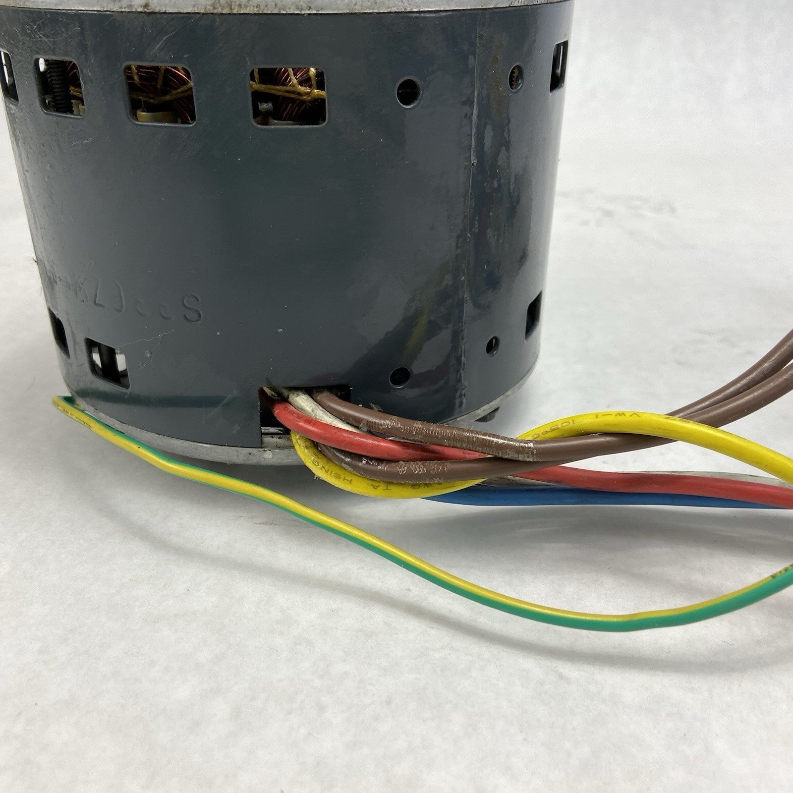 GE 5KCP39GGS336S Blower Motor 1/3 HP 1075 RPM 3SPD 115V - Untested