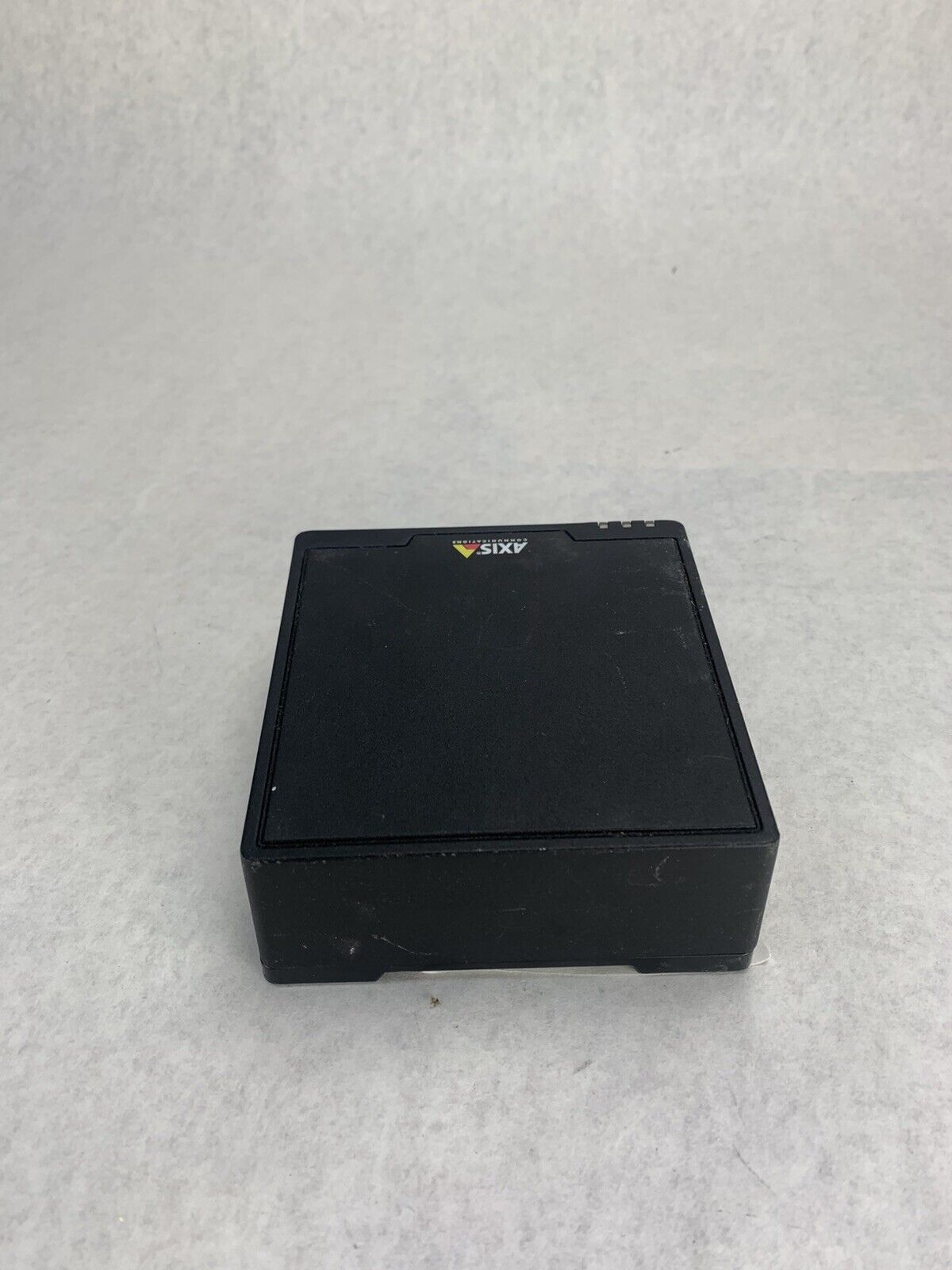 Axis Communications F41 Main Unit 0658-001-01 For Parts or Repair