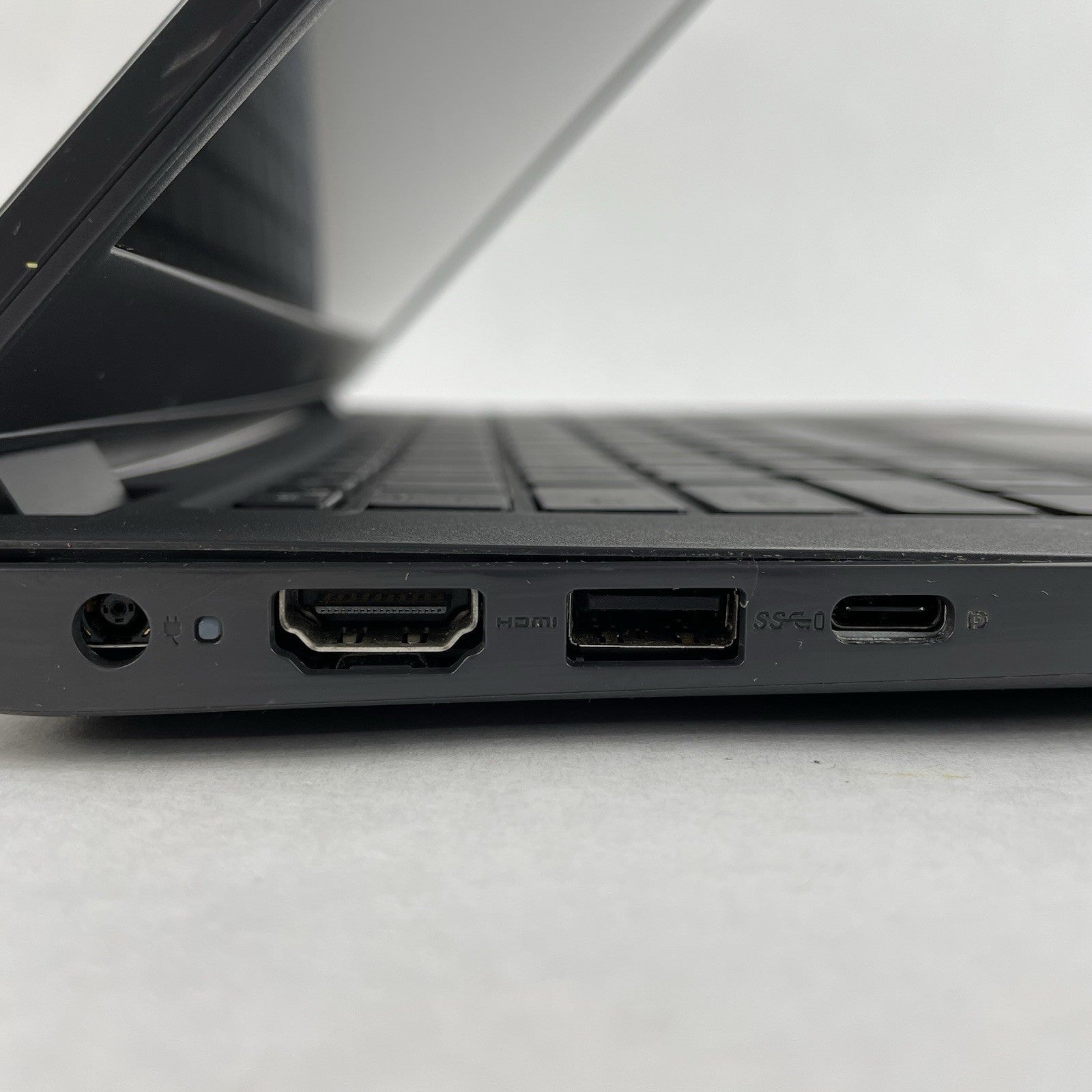 Dell Latitude 3510 14" i5-10210U 1.60 GHz 8 GB RAM No SSD/OS/AC/Batt7