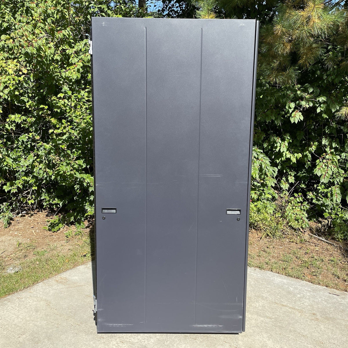 Dell PowerEdge 4210 42U Server Rack Cabinet 0GJ575 w/Sides & PDUs- No Back Panel3