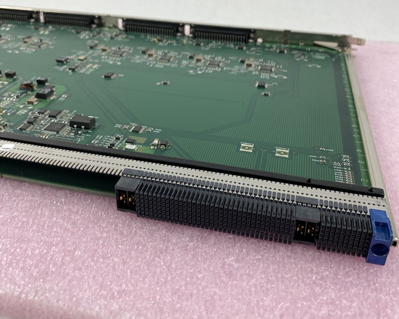 EMC 202-104-950C  DMX3000 FC Disk Adapter