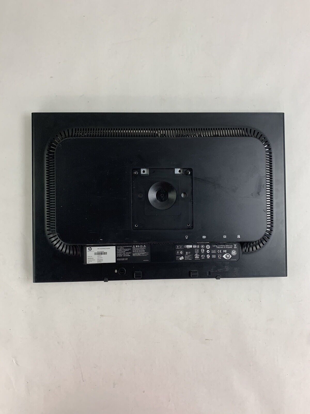 Grade A HP LA2205wg 22" Flat Panel Widescreen LCD Monitor 1680x1050 No Stand