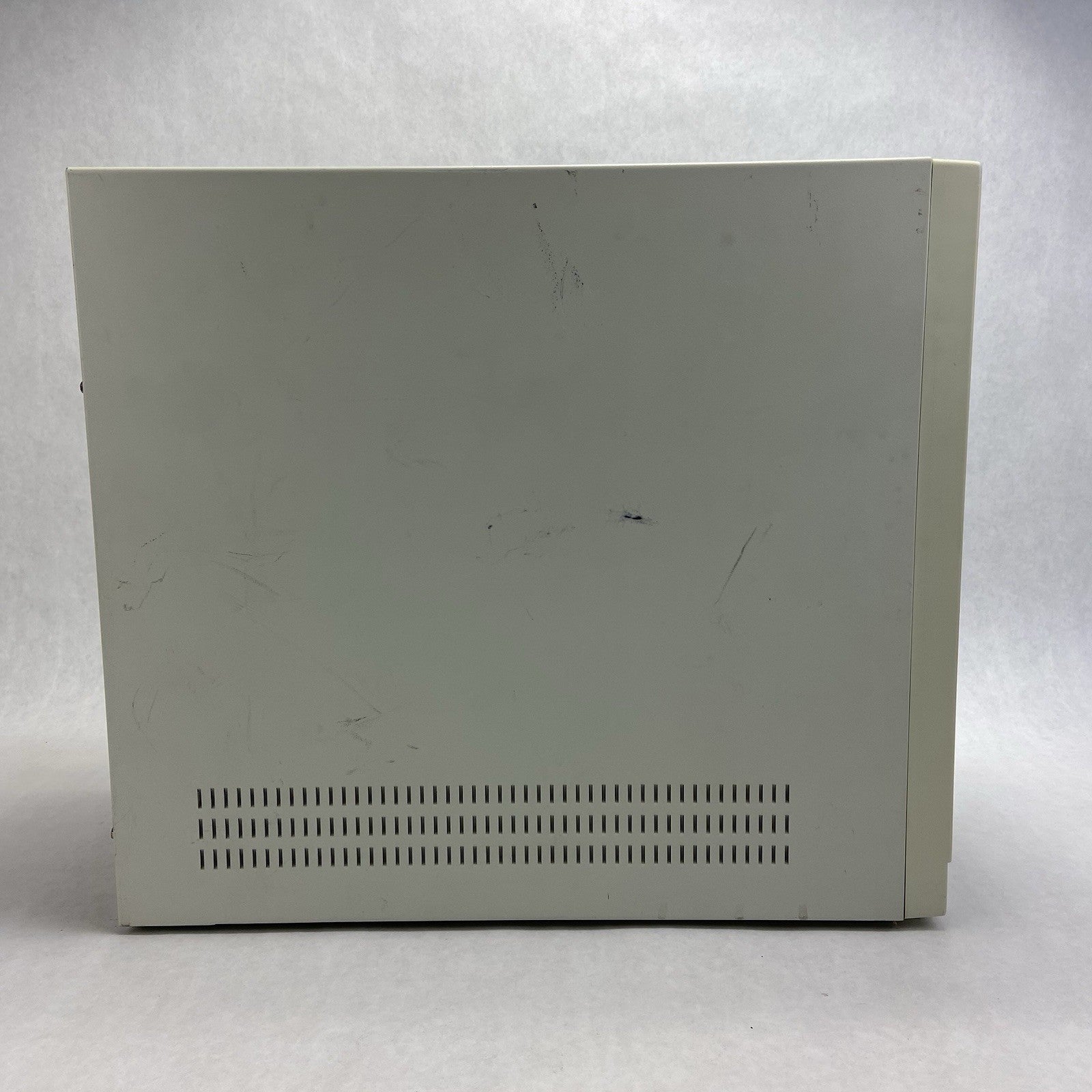 Vintage Unbranded Mid Tower Computer Case Power Man FSP-235-60GI 235W PSU5