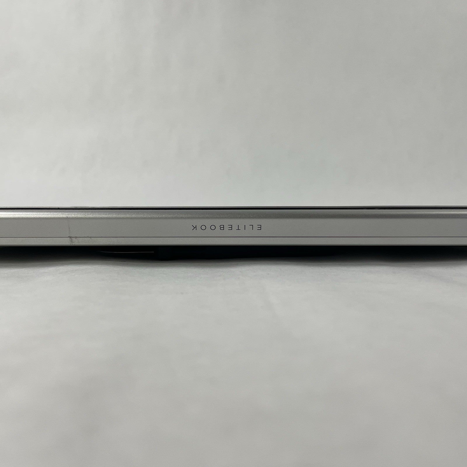 HP EliteBook 850 G6 15.6" i5-8365U 1.60 GHz 8GB RAM No SSD/OS/AC - Curved Bottom16