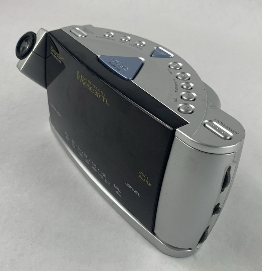 Emerson Research SmartSet CKS3516 Time Projector Alarm Clock Radio0