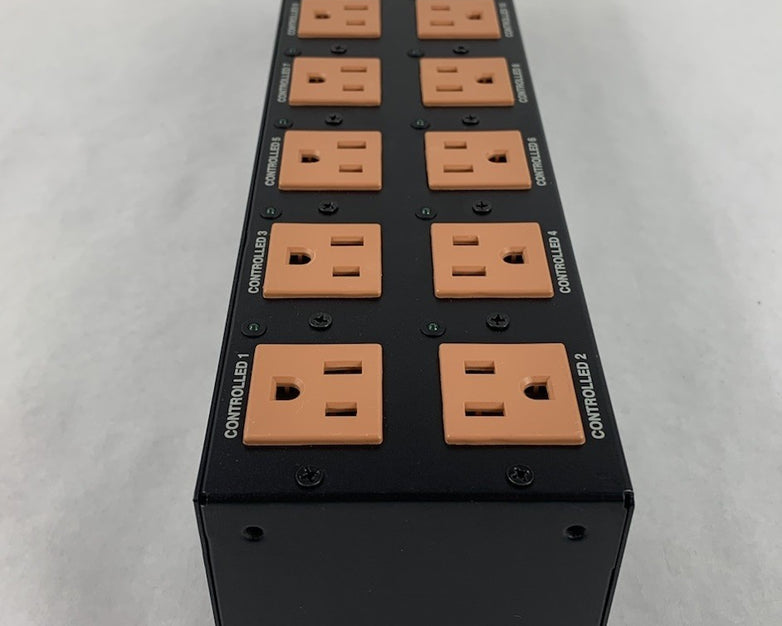 WattBox WB-700-IPV-12 1440W 12-Outlet Power Conditioner
