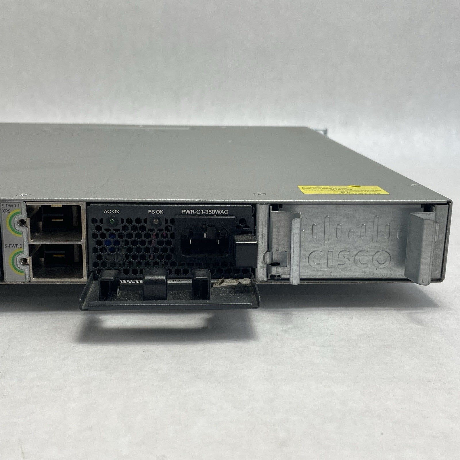 Cisco Catalyst WS-C3850-24T-L V06 24 Port Switch Tested & Reset 1X PSU10
