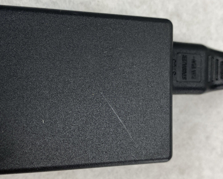 HP TPN-CA16 65W 19.5V 3.33A Blue Tip Barrel Laptop AC Adapter (Lot of 10)