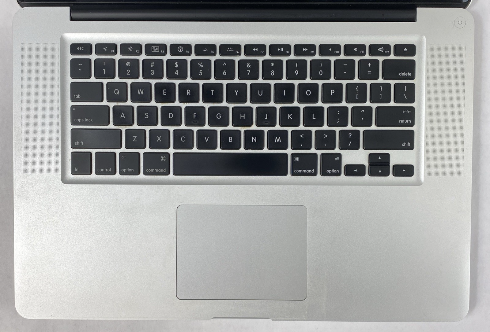 Apple MacBook Pro A1286 2010 15" 2.6GHz i7 8GB RAM 120GB SSD os10.13.6 118Cycles5