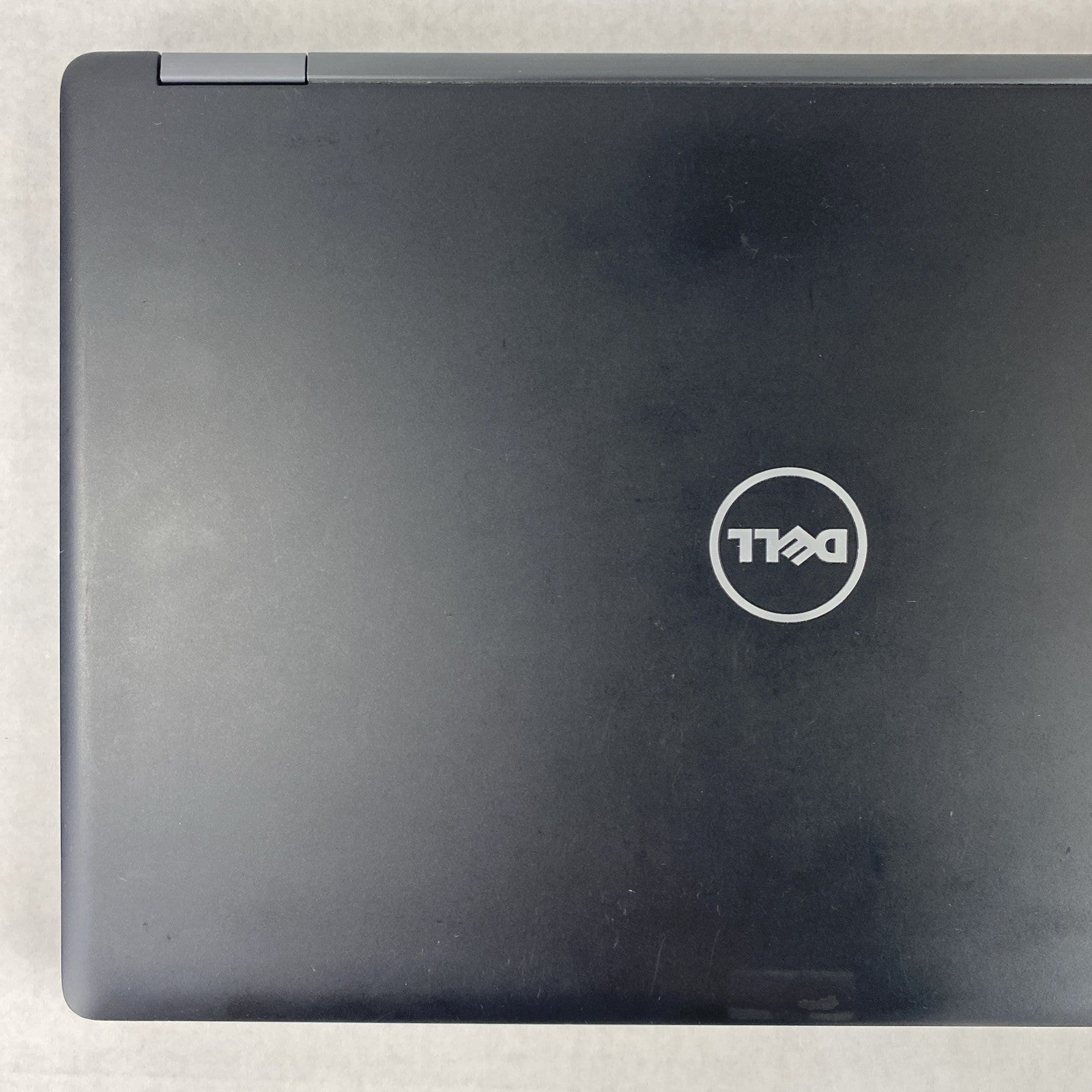 Dell Latitude 5580 Intel Core i5-7300U 2.60 GHz 8 GB RAM 15.6" No HDD No OS