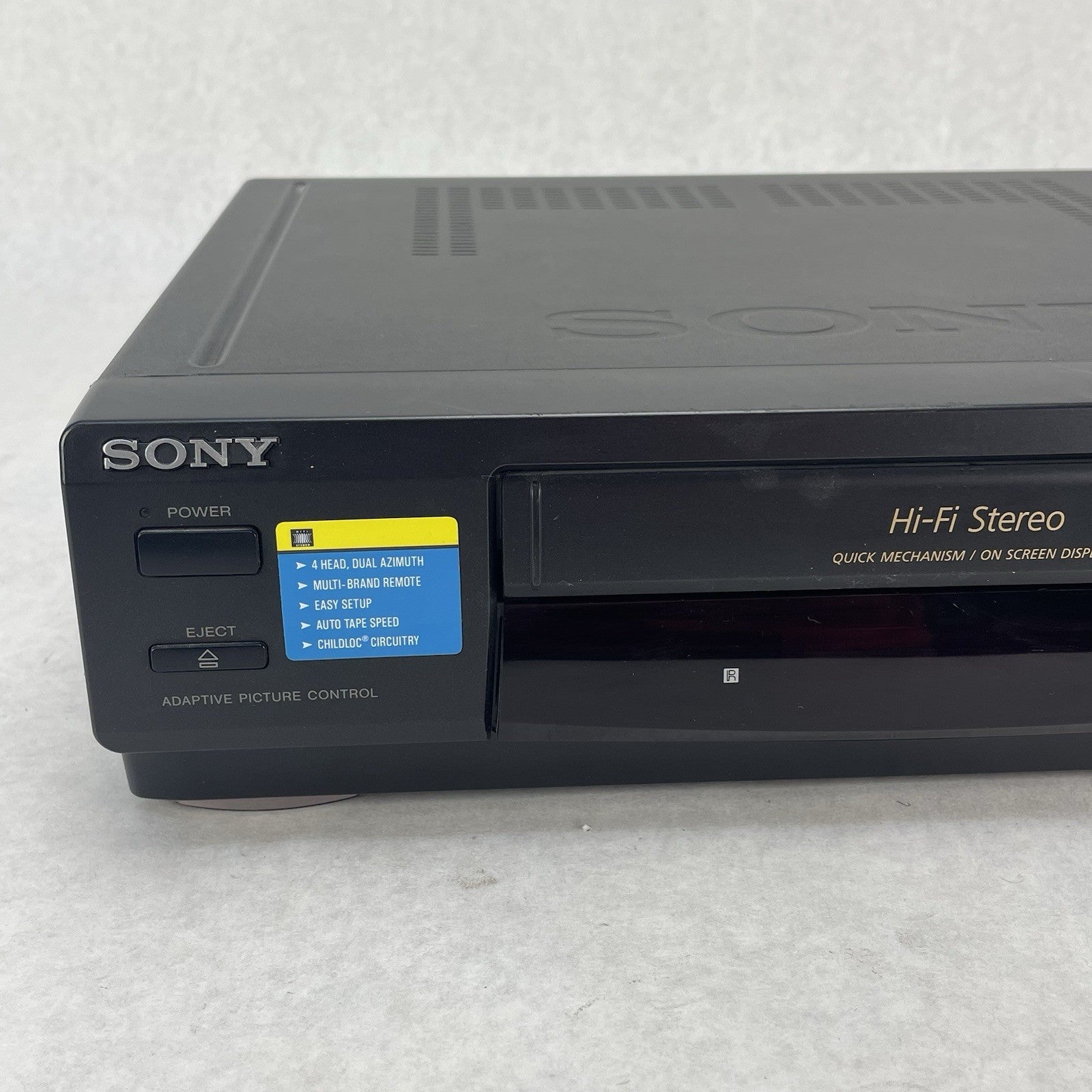Sony SLV-677HF VCR 4-Head Hi-Fi Stereo VHS Player Recorder With Remote Works2