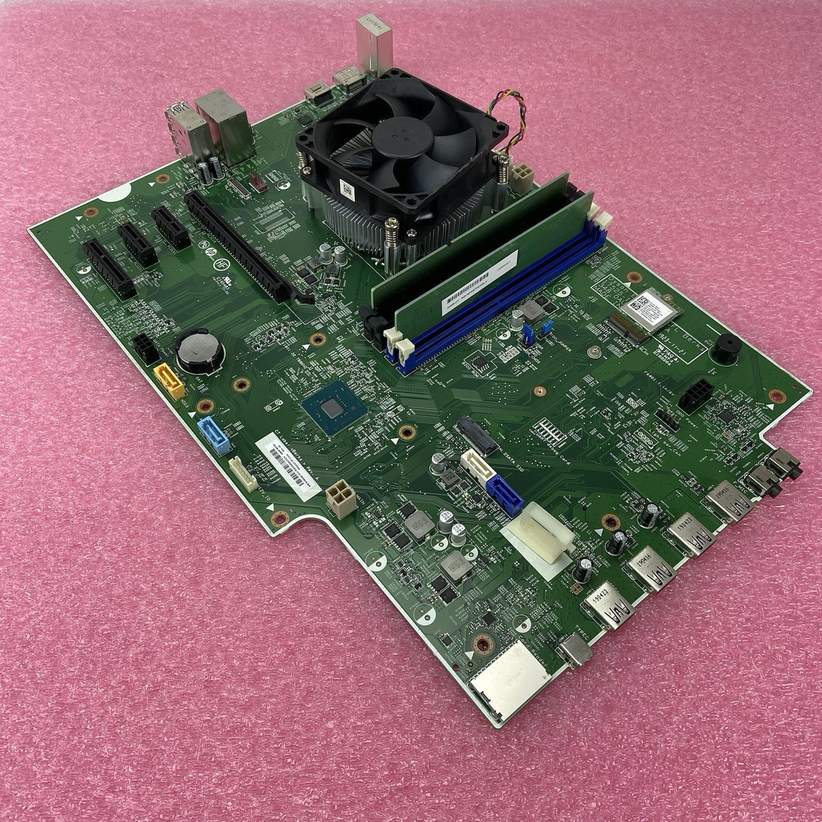 HP Envy 795-0137c Motherboard Intel Core i7-8700 3.2GHz 12GB RAM 0