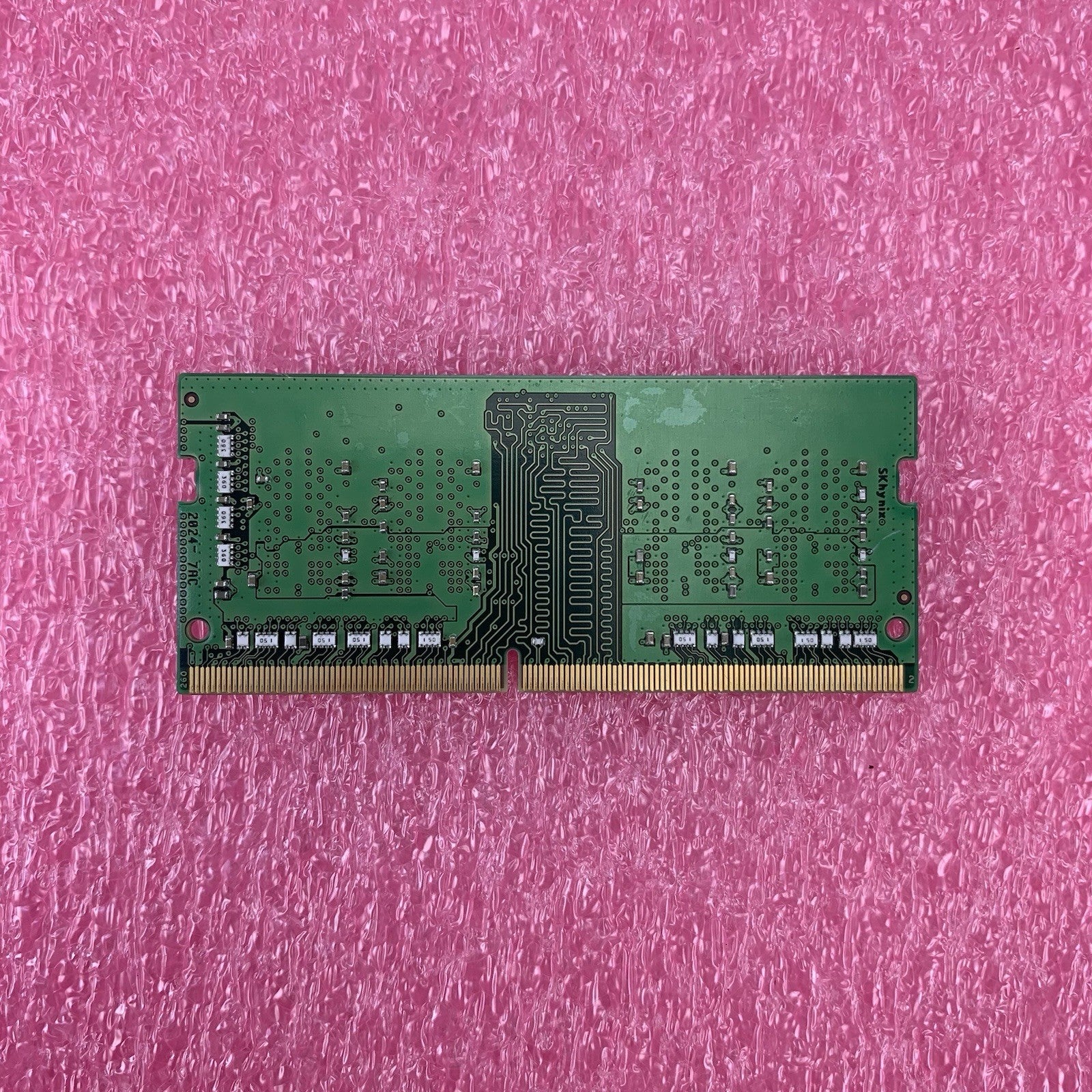 SK Hynix HMAA1GS6CJR6N-XN PC4-3200AA-SC0-12 8GB 1Rx16 Desktop Memory RAM6