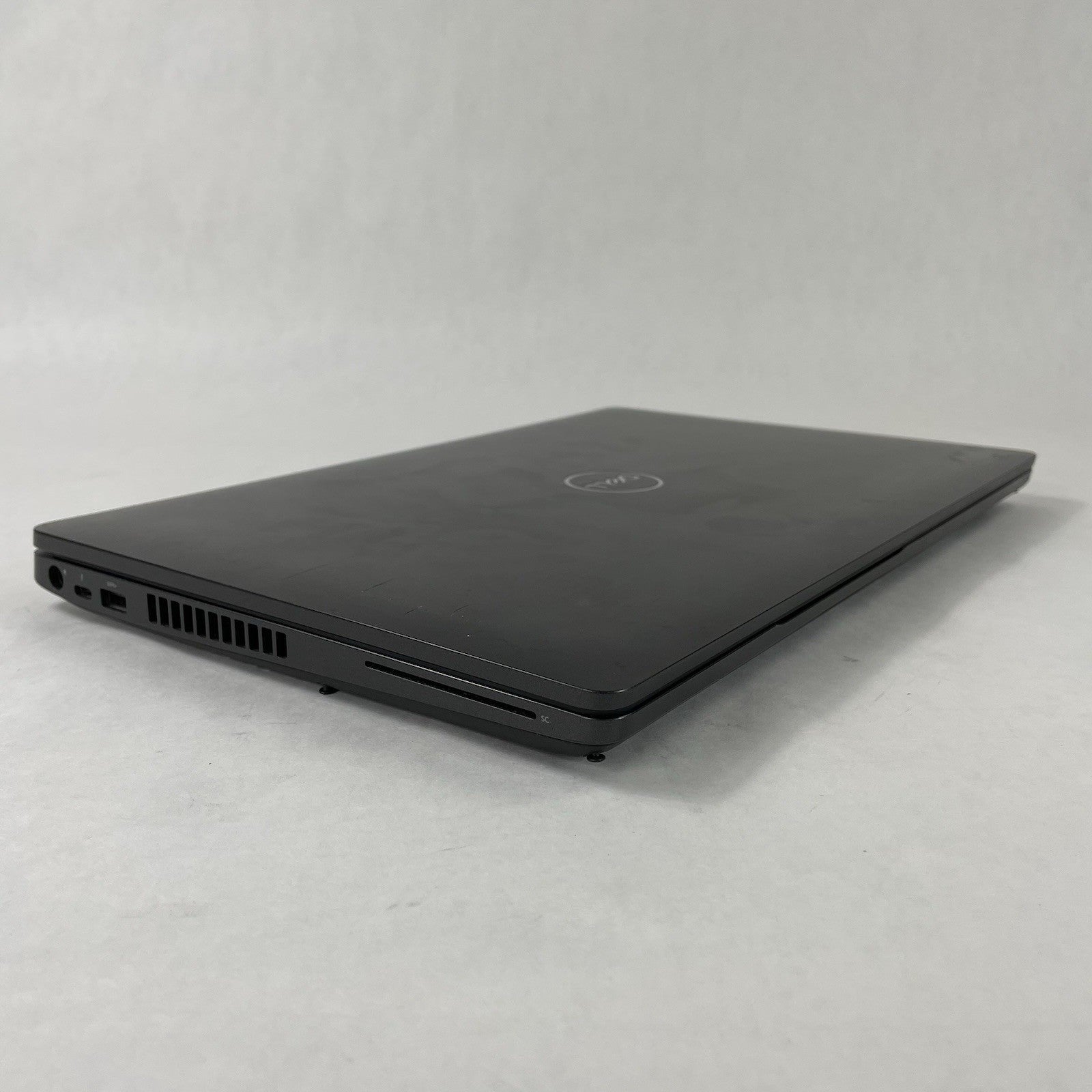 Dell Latitude 5410 15.6" i7-9850H 2.60 GHz 8 GB RAM No SSD/OS/AC13