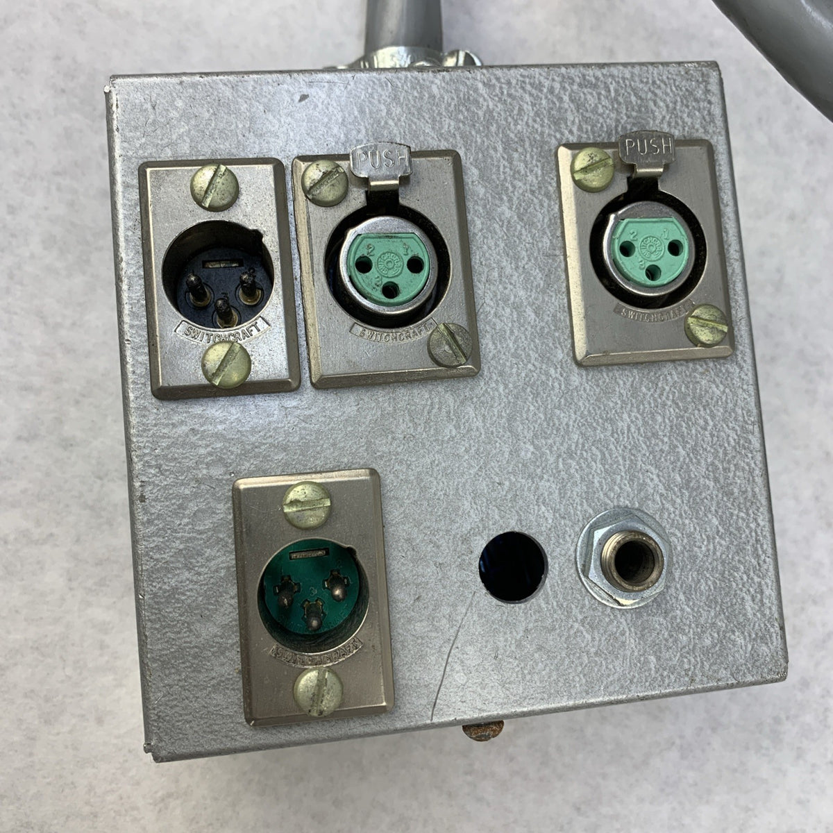 ITT BIW B02706-61S-120 Industrial 61-Pin Cable Assembly to 4 XLR Breakout Box3
