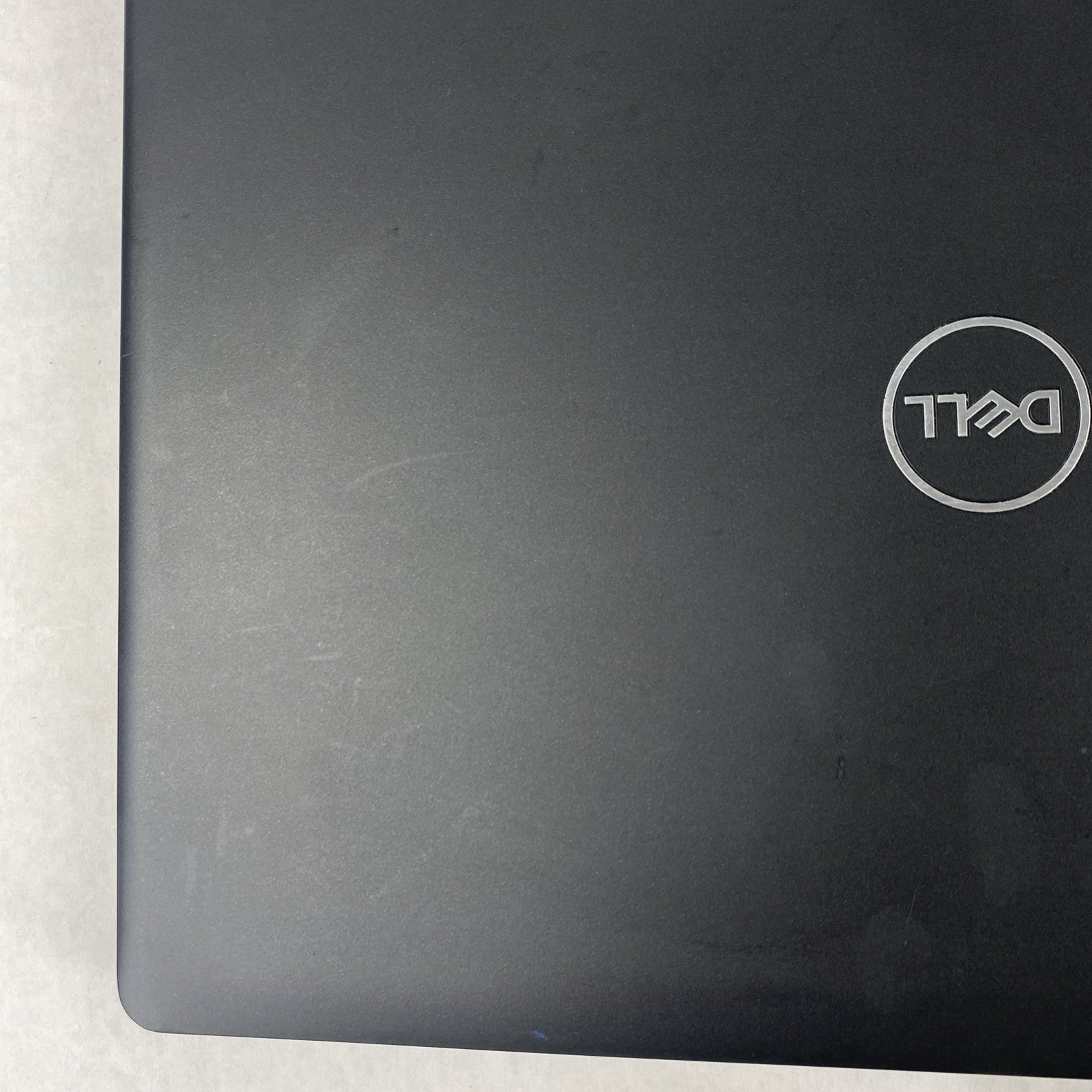 Dell Latitude 5490 Core i3-8130U 2.20 GHz 8 GB RAM 14" No Battery No HDD No OS