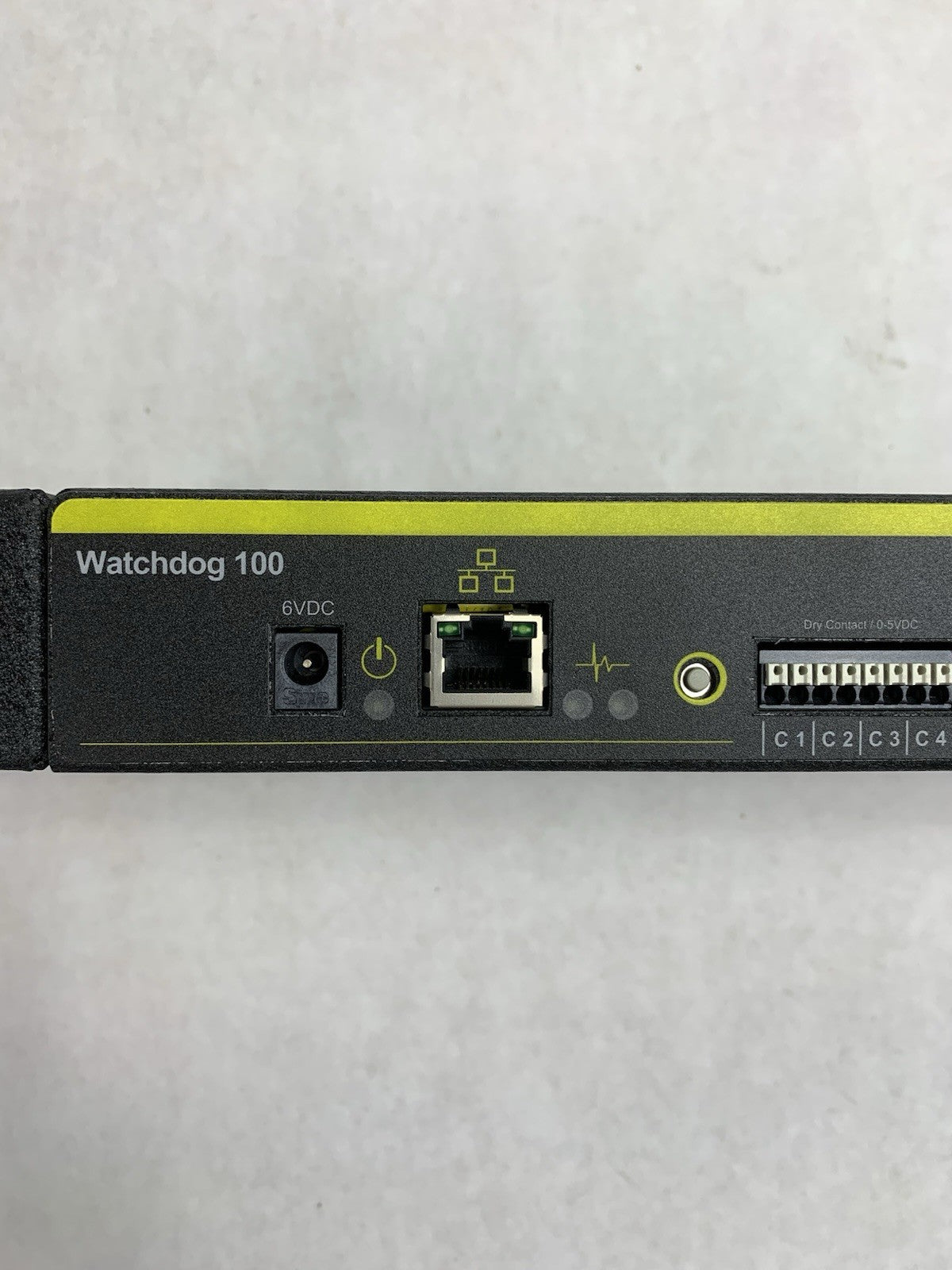 Geist Watchdog 100 Temperature/Humidity/Dew Point Sensor w/Rack Ears