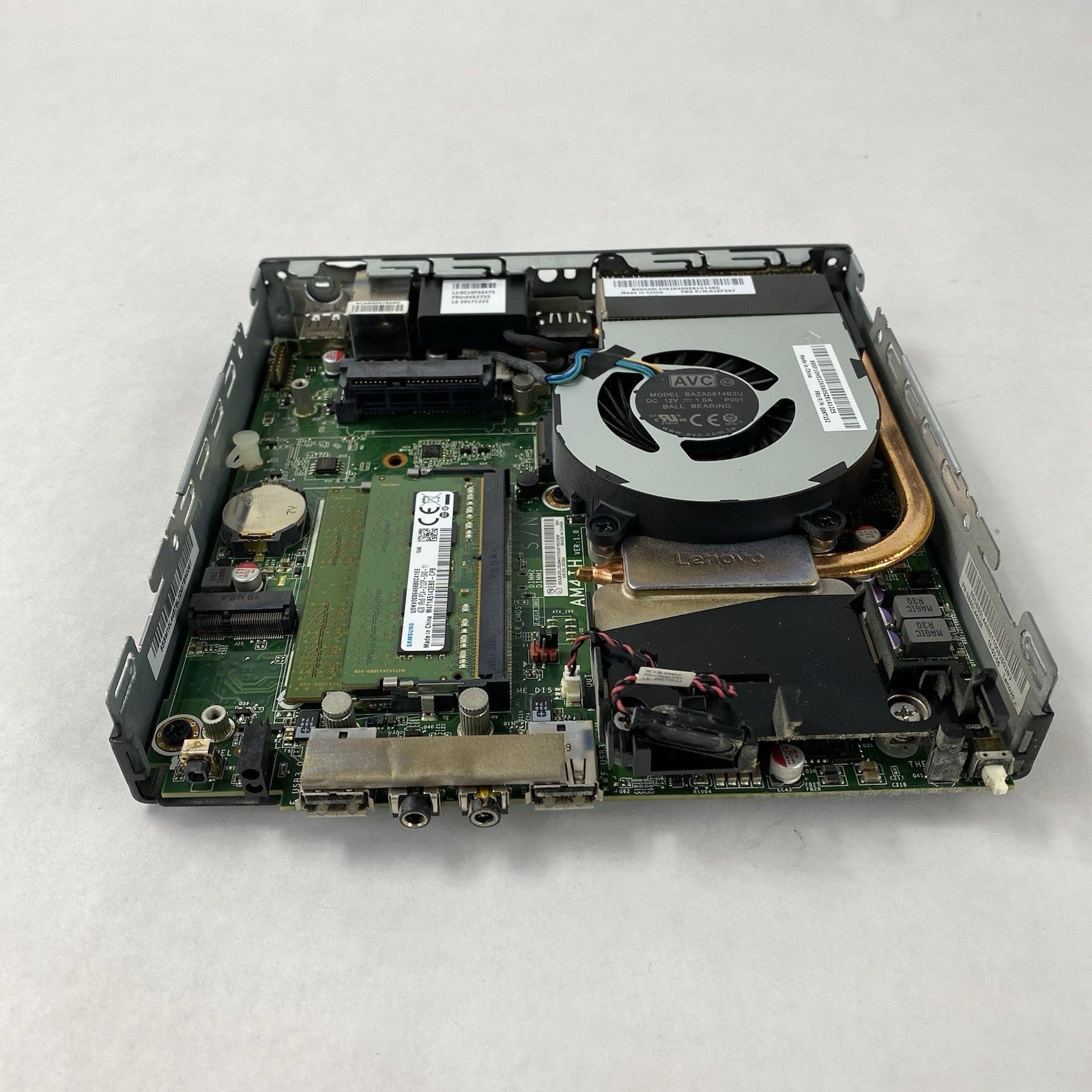 Lenovo ThinkCentre M715Q Micro AMD Pro A10-9700E 3GHz 8GB RAM No HDD/OS/AC