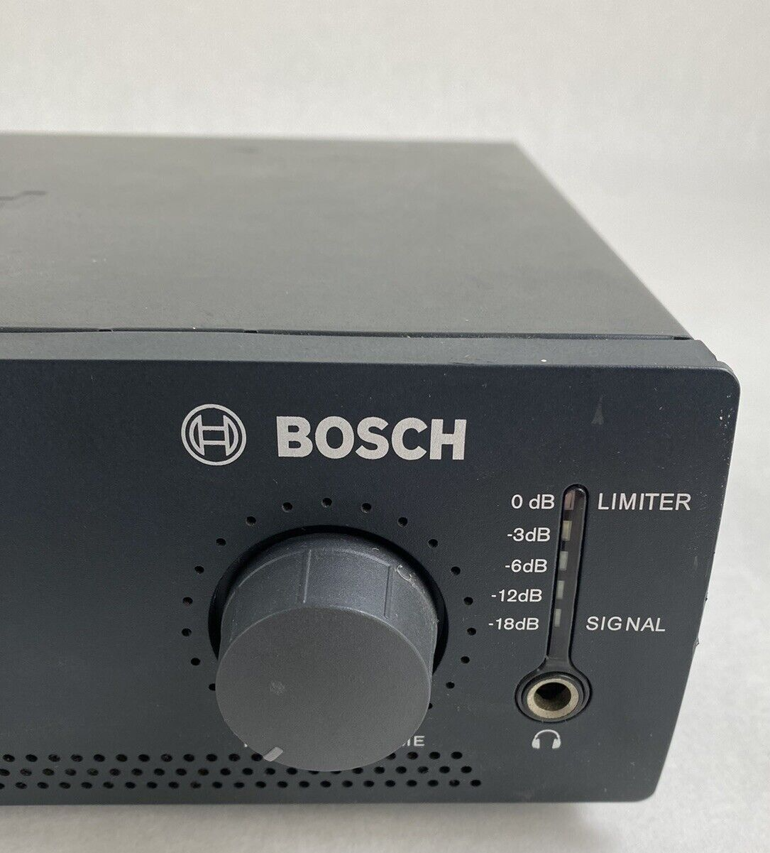 Bosch PLE-1ME120-US Plena 120 Watt 4-Channel Mixer Amplifier Tested