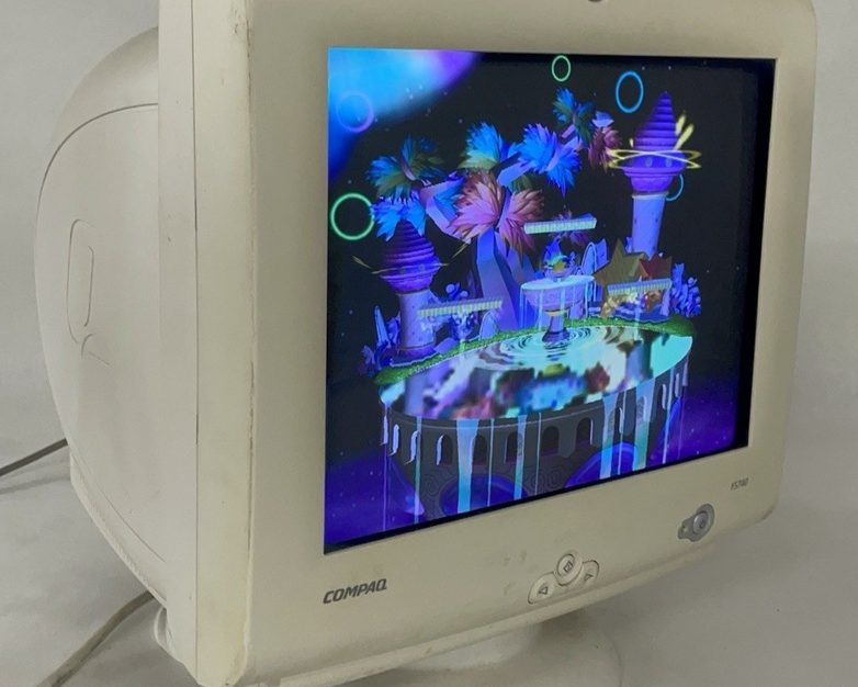 Compaq FS740 Vintage 2000 Retro Gaming 17" CRT Computer Monitor 1280x1024