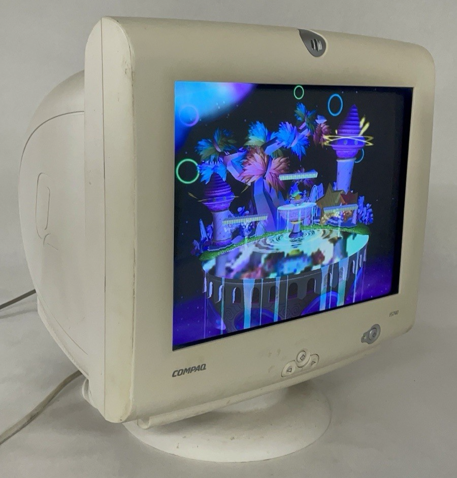 Compaq FS740 Vintage 2000 Retro Gaming 17" CRT Computer Monitor 1280x10240