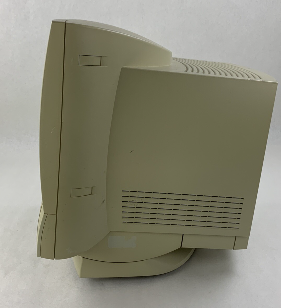 Apple Power Macintosh 5260/100 M3457 Boots Vintage No Hard Drive or OS