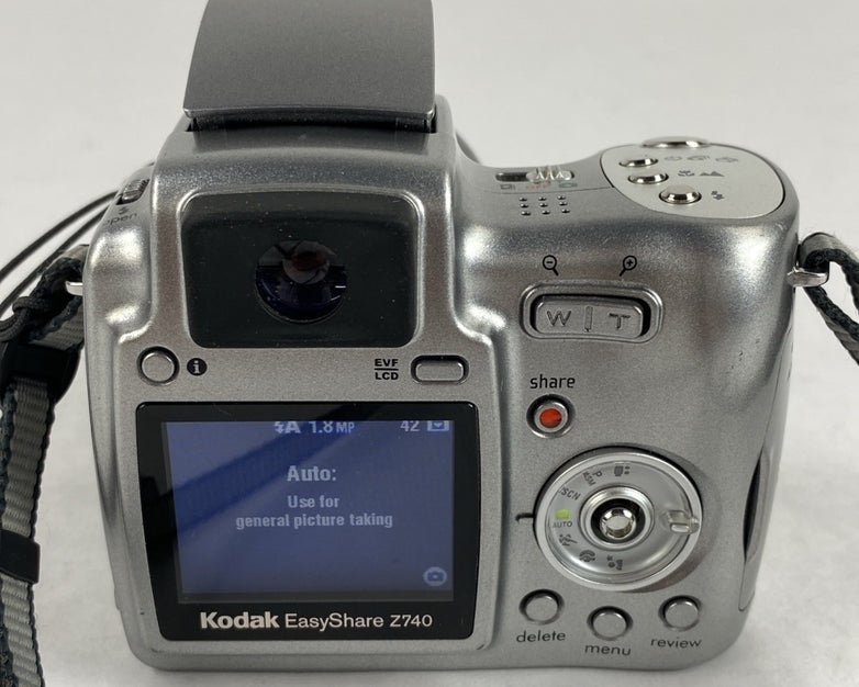 Kodak EasyShare Z740 10x Zoom Digital Picture And Video Camera