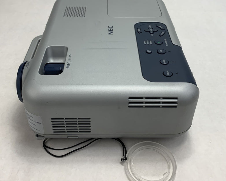 NEC VT660 LCD Lamp Projector 553 Lamp Hours - No Remote